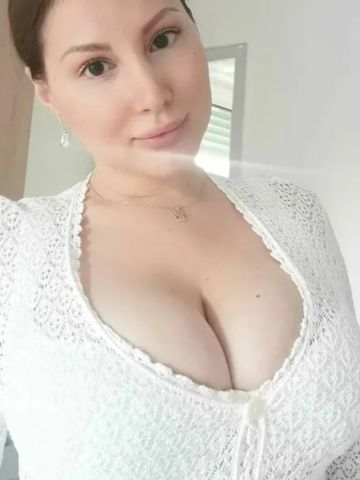 Викуся
